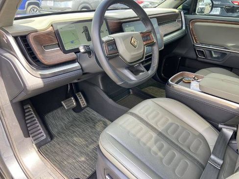 Used 2024 Rivian R1S Adventure AWD/4WD image 6
