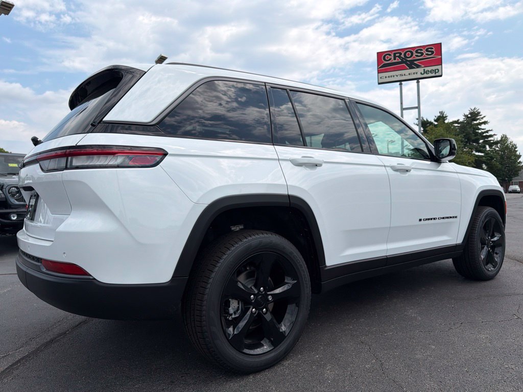 New 2026 Jeep Grand Cherokee Limited w/ Limited Altitude Package AWD/4WD image 50