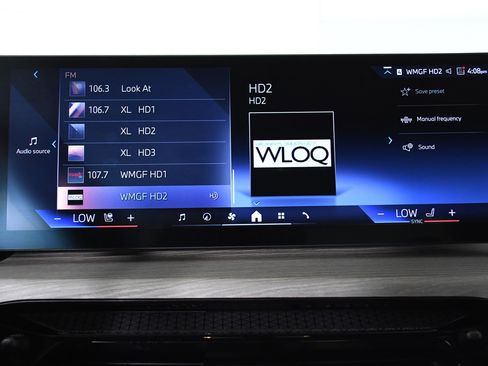 Used 2025 BMW 330i Sedan image 17