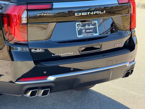 New 2026 GMC Yukon XL Denali w/ Sun & Power Step Package image 5
