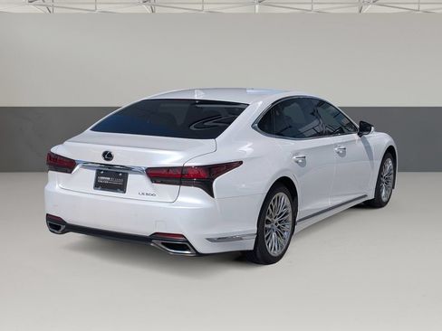 Used 2025 Lexus LS 500 w/ Accessory Package (Z1) RWD image 12