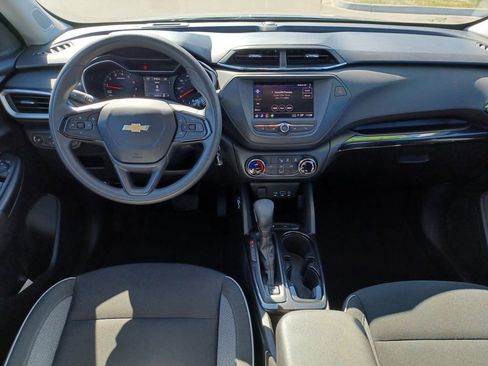Used 2023 Chevrolet TrailBlazer LS FWD image 26