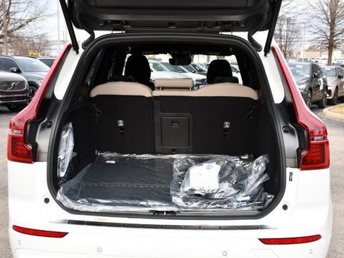 New 2026 Volvo XC60 T8 Plus w/ Protection Package Premier image 26