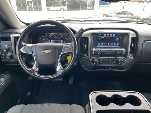 Used 2019 Chevrolet Silverado 1500 LT AWD/4WD image 24