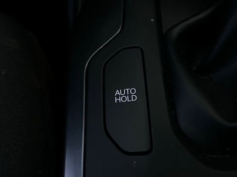 Used 2025 Kia K4 LXS image 23