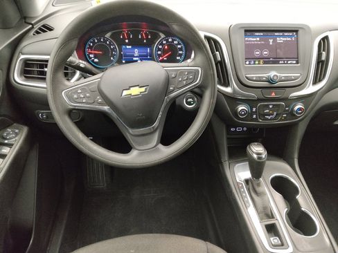 Used 2021 Chevrolet Equinox LT FWD image 22
