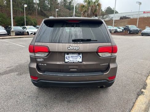 Used 2021 Jeep Grand Cherokee Laredo image 34