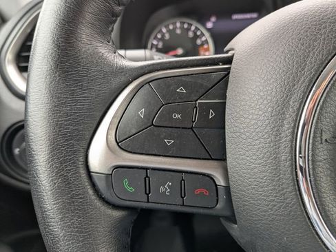 Used 2022 Jeep Renegade Latitude w/ Convenience Group AWD/4WD image 27