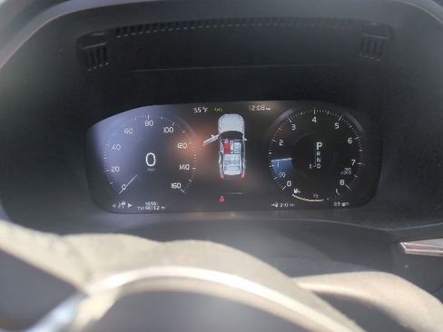 Used 2018 Volvo XC60 T6 Momentum w/ Convenience Package AWD/4WD image 11