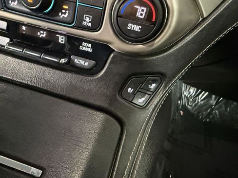 Used 2018 GMC Yukon XL Denali w/ Denali Ultimate Package image 25