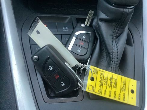 Used 2024 Toyota RAV4 LE image 20