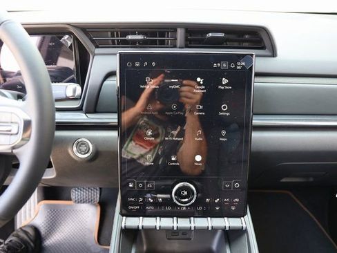 New 2026 GMC Terrain AT4 w/ Convenience Package III image 20