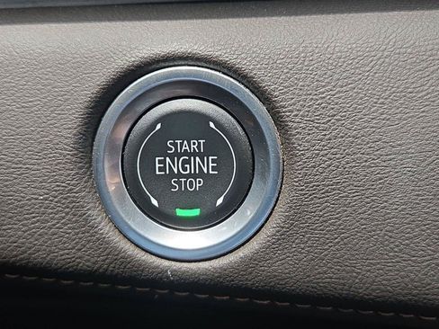 Used 2024 Cadillac Escalade ESV Sport w/ Touring Package AWD/4WD image 24