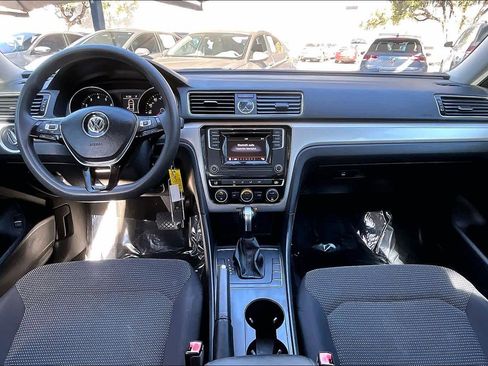 Used 2017 Volkswagen Passat 1.8T S image 16