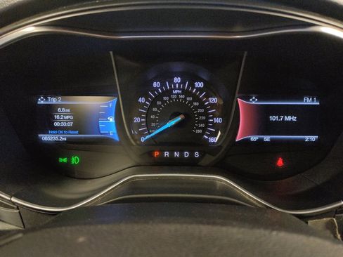 Used 2017 Ford Fusion Titanium image 23