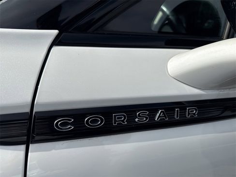 Used 2023 Lincoln Corsair Reserve w/ Equipment Group 201A image 12