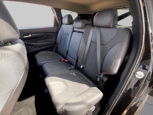 Used 2019 Hyundai Santa Fe SEL FWD image 18