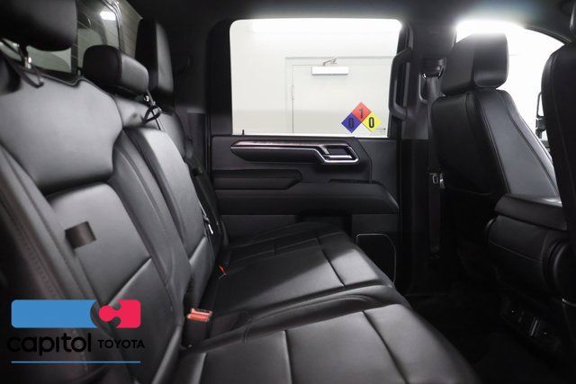 Used 2024 Chevrolet Silverado 3500 LTZ AWD/4WD image 32