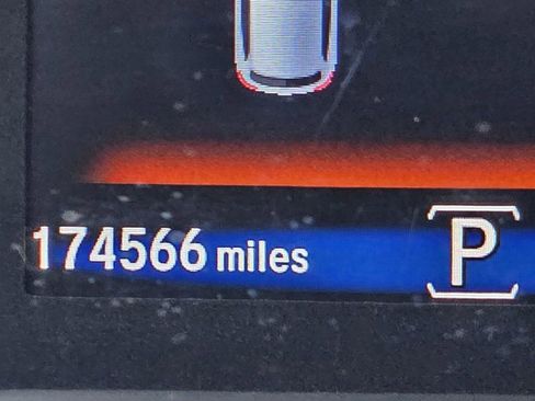 Used 2017 Honda Pilot Touring image 43