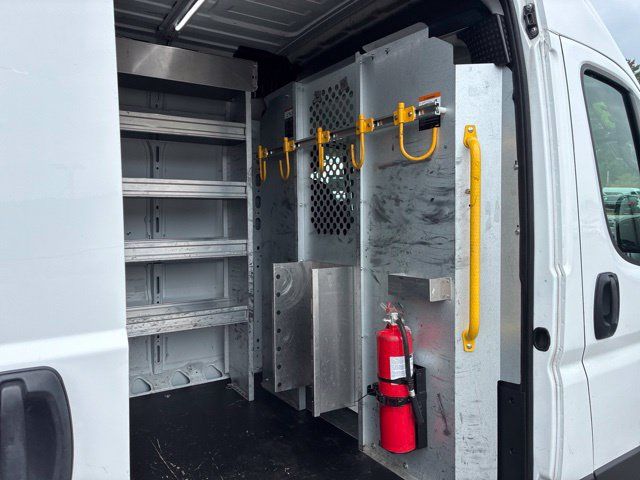 Used 2023 RAM ProMaster 3500 FWD image 12
