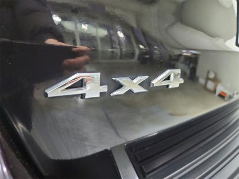 Used 2018 Jeep Grand Cherokee Limited image 32