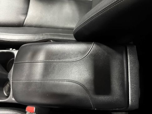 Used 2022 Nissan Rogue Sport SL w/ Premium Package image 17