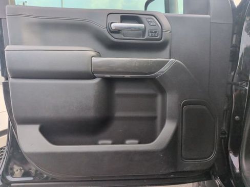 Used 2023 GMC Sierra 2500 AT4 AWD/4WD image 9