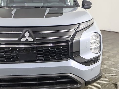 New 2026 Mitsubishi Outlander Trail Edition image 16