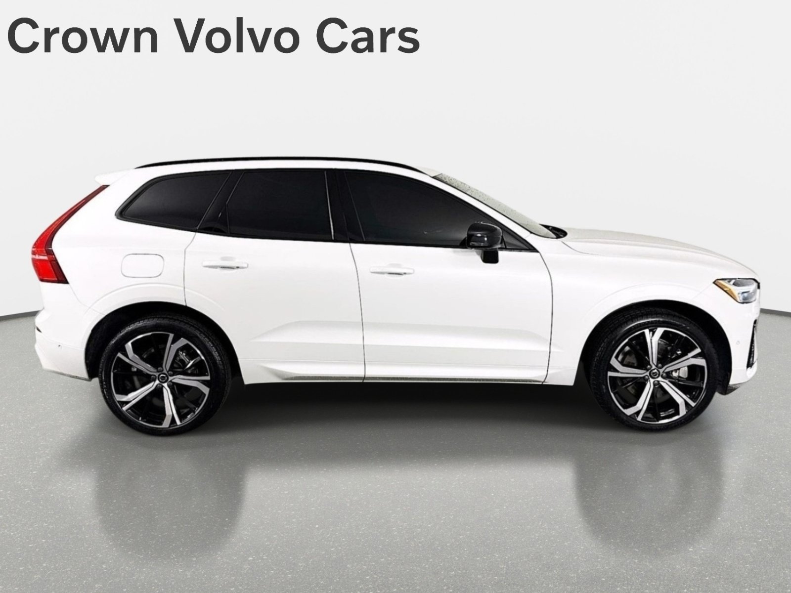 Used 2023 Volvo XC60 B6 Ultimate w/ Protection Package Premier AWD/4WD image 5