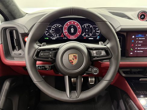 New 2026 Porsche Cayenne GTS image 46