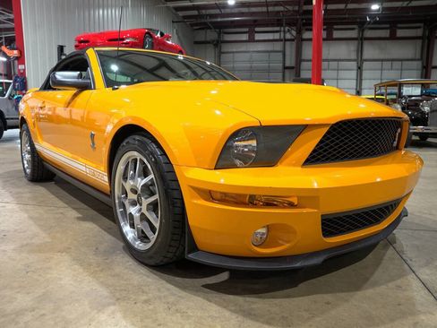 Used 2007 Ford Mustang Shelby GT500 RWD image 26