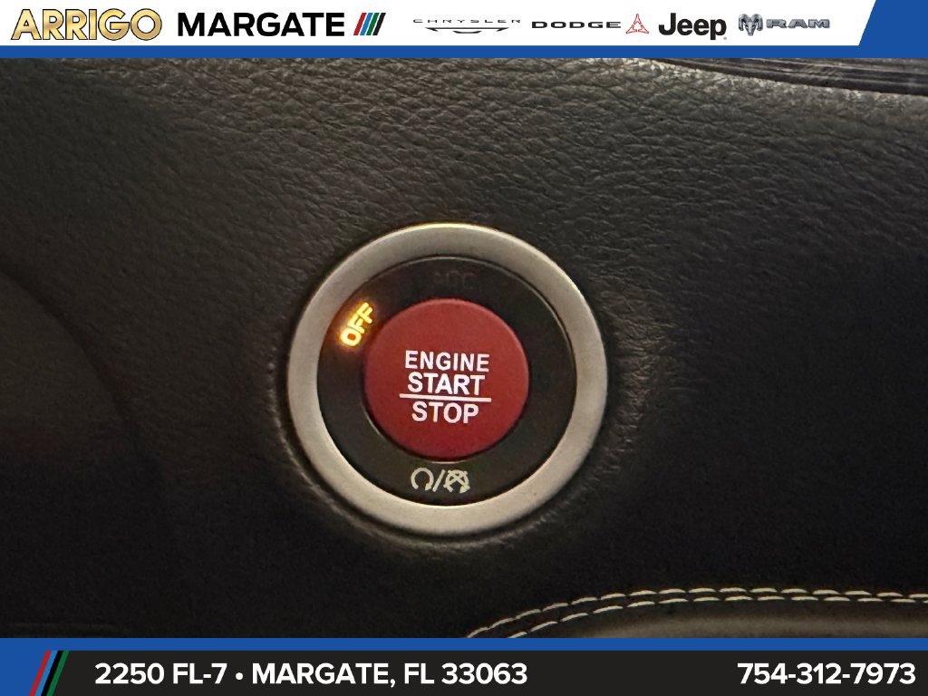 Used 2019 Dodge Challenger SRT Hellcat Redeye RWD image 29