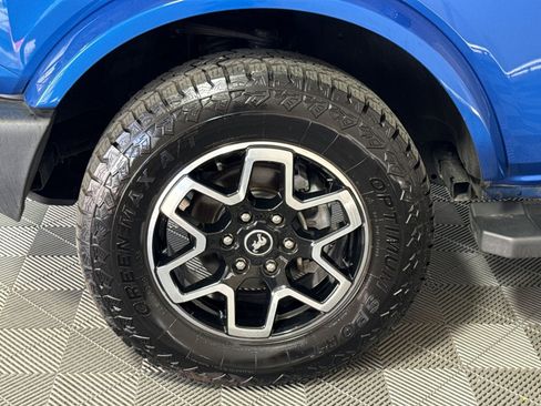 Used 2023 Ford Bronco Outer Banks AWD/4WD image 12