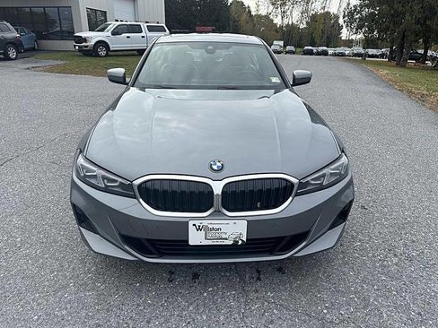 Used 2023 BMW 330i xDrive Sedan w/ Premium Package image 8