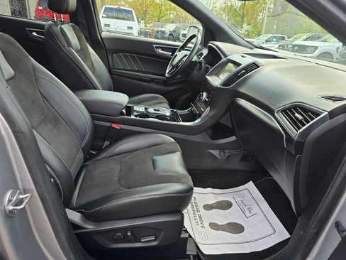 Used 2020 Ford Edge ST w/ Equipment Group 401A AWD/4WD image 13