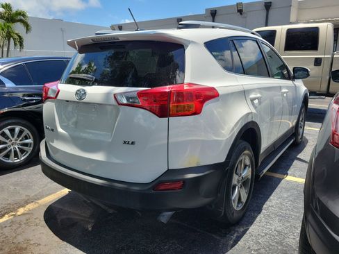 Used 2015 Toyota RAV4 XLE FWD image 3
