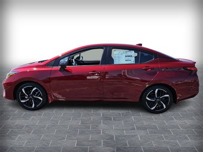 New 2025 Nissan Versa SR w/ Trunk Package