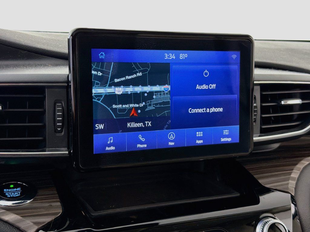 Used 2021 Ford Explorer Limited w/ Equipment Group 301A AWD/4WD image 18