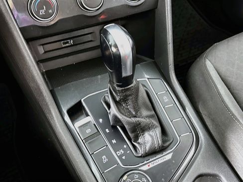 Used 2018 Volkswagen Tiguan S AWD/4WD image 18