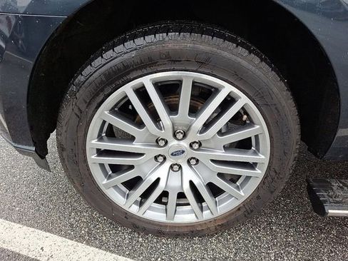 Used 2022 Ford Expedition Platinum AWD/4WD image 34