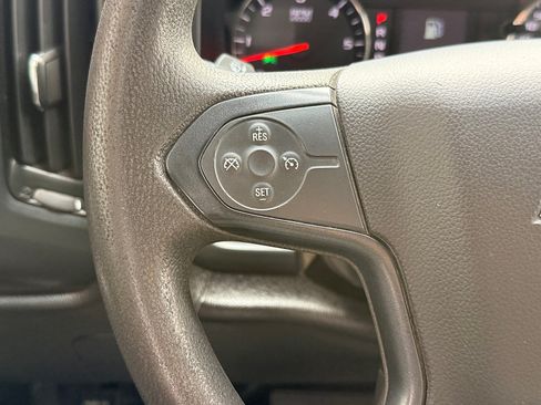Used 2018 Chevrolet Silverado 2500 W/T AWD/4WD image 46
