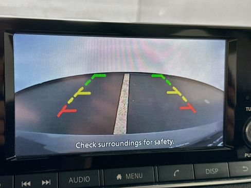 Used 2025 Nissan Sentra S FWD image 21