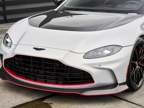 Used 2023 Aston Martin V12 Vantage image 5