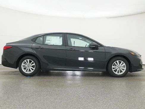 New 2026 Toyota Camry LE image 25