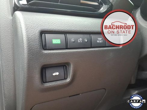 Used 2023 Nissan Sentra SR w/ SR Premium Package image 19