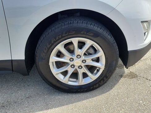 Used 2021 Chevrolet Equinox LT AWD/4WD image 14