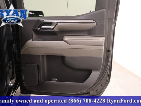 Used 2024 Chevrolet Silverado 1500 ZR2 image 13