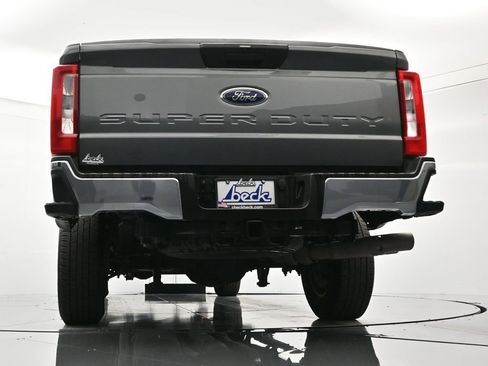 Certified 2025 Ford F250 XLT image 40