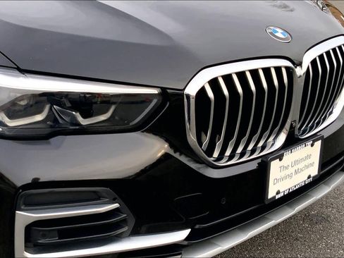 Used 2022 BMW X5 xDrive40i w/ Parking Assistance Package AWD/4WD image 31