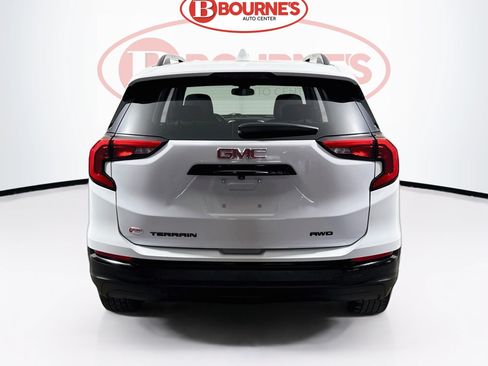 Used 2020 GMC Terrain SLE w/ Driver Convenience Package AWD/4WD image 9
